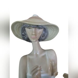 Lladro Tea Time retired